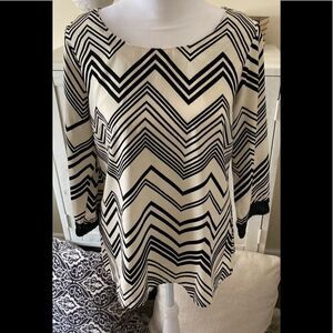 Chevron Top 